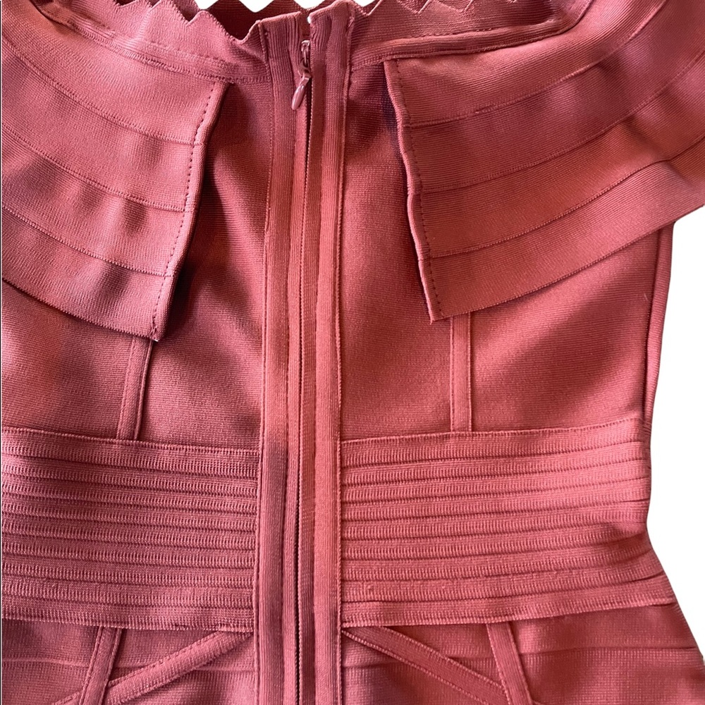 Stunning Bandage Dress The Daneana - Picture 11 of 11